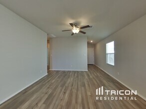 5205 Sidesaddle Dr in Georgetown, TX - Building Photo - Building Photo