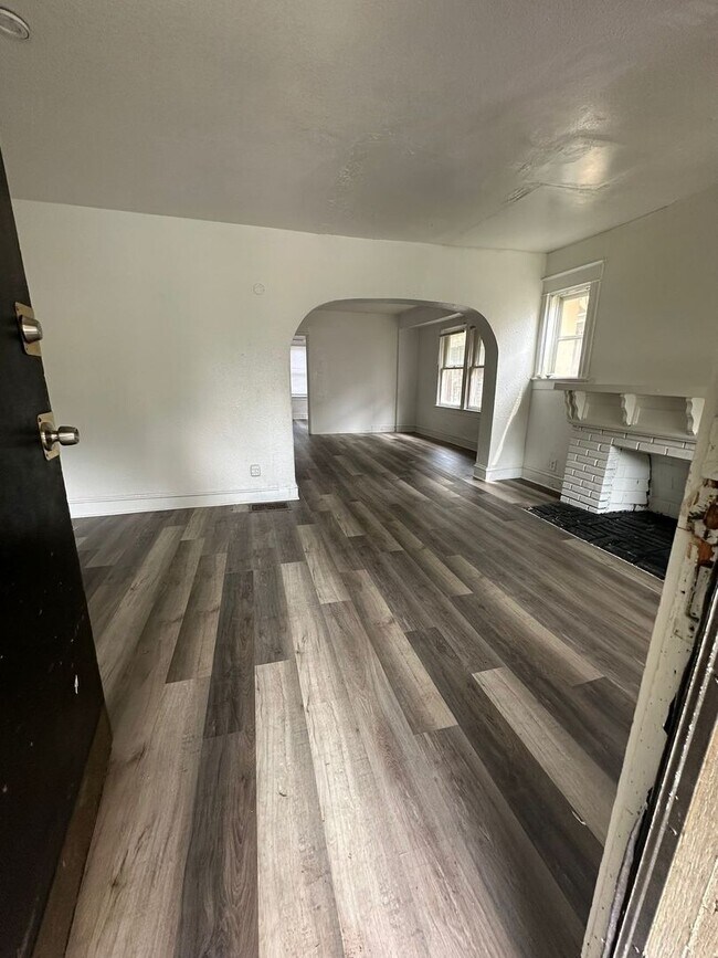 4221 Chestnut Ave in Kansas City, MO - Building Photo - Building Photo