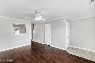 404 Springwood Dr in Jacksonville, NC - Building Photo - Building Photo