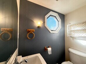 58 Lake St in Waltham, MA - Building Photo - Building Photo