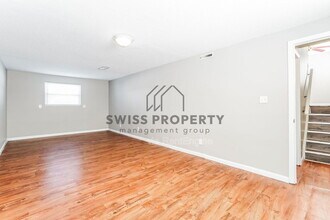 5279 Lindora Dr in Columbus, OH - Building Photo - Building Photo