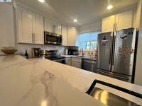 19 Pixley Ave in Corte Madera, CA - Building Photo - Building Photo