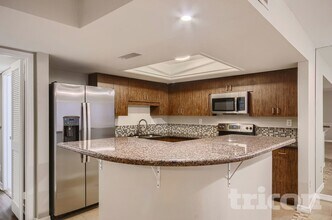 13605 N 24th Ave in Phoenix, AZ - Building Photo - Building Photo