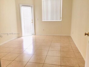 3115 NE 184th St in Aventura, FL - Building Photo - Building Photo