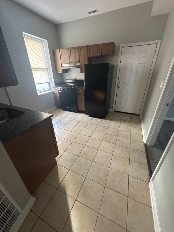 7314 S Kenwood Ave in Chicago, IL - Foto de edificio - Building Photo