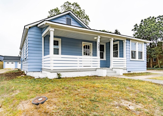 3502 Oaklawn Blvd in Hopewell, VA - Building Photo - Building Photo