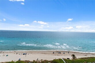 1904 S Ocean Dr, Unit # TS102 in Hallandale Beach, FL - Building Photo - Building Photo