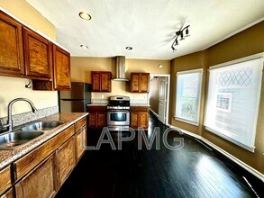 1063 E Orange Grove Blvd in Pasadena, CA - Building Photo - Building Photo