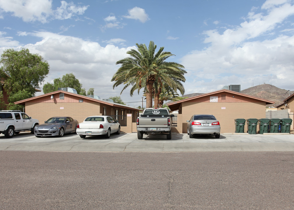 1626 W Purdue Ave in Phoenix, AZ - Building Photo