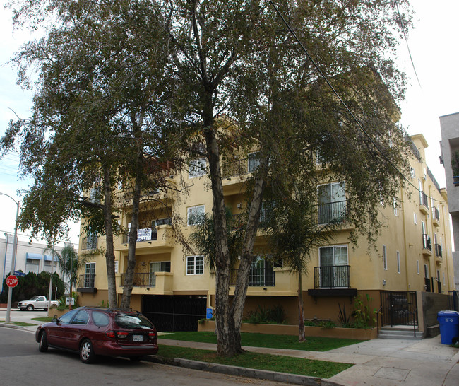 11238-11244 Huston St in North Hollywood, CA - Building Photo - Building Photo