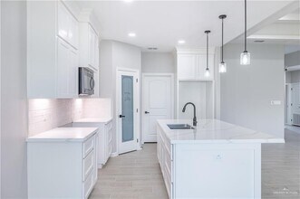 3508 Waccamaw Ave in Edinburg, TX - Building Photo - Building Photo
