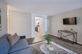 2430 Kenridge Pkwy in Decatur, GA - Building Photo - Building Photo