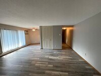 6013 W Broadway Ave, Unit 202 - 6