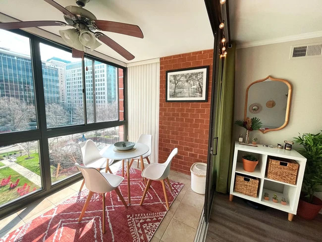 1001 N Randolph St, Unit 416 in Arlington, VA - Building Photo - Building Photo