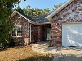 4 Sullivan Ln in Bella Vista, AR - Building Photo