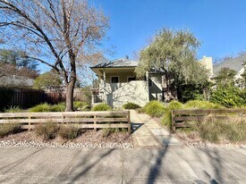 1340 Pine St in St Helena, CA - Building Photo