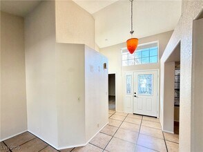 7108 Trading Post Ln in Las Vegas, NV - Building Photo - Building Photo