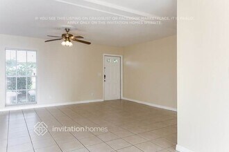 6904 NW 79th St in Tamarac, FL - Building Photo - Building Photo