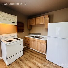 1925 Crockett St in West Orange, TX - Building Photo - Building Photo