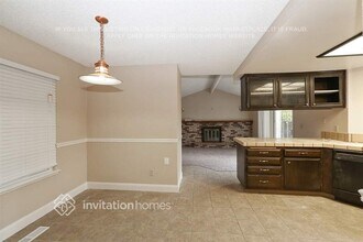 962 Almond Dr in Oakley, CA - Foto de edificio - Building Photo