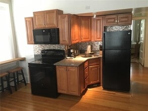 421 N Pacific Ave in Pittsburgh, PA - Building Photo - Building Photo