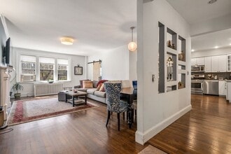 6 Lanark Rd in Brookline, MA - Building Photo - Building Photo