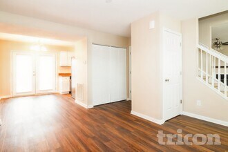 438 Oakbrook Village Rd in Columbia, SC - Building Photo - Building Photo