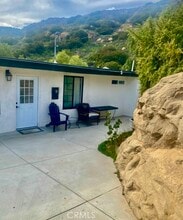 9552 Ventura Way in Chatsworth, CA - Building Photo - Building Photo