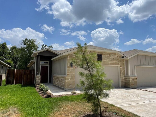 9765 Grosbeak Ln in Magnolia, TX - Building Photo - Building Photo