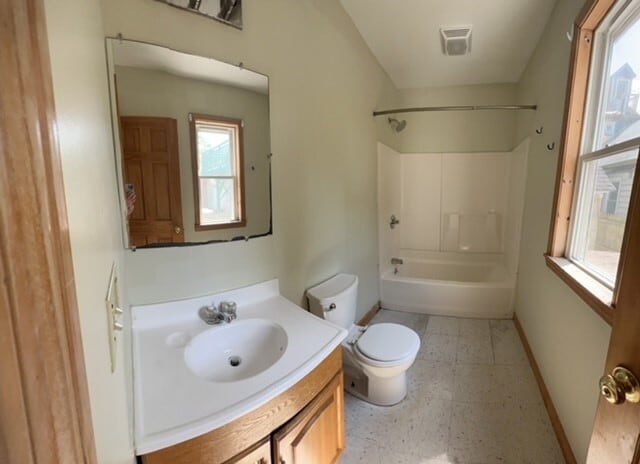 9 Booth St, Unit A in Burlington, VT - Building Photo - Building Photo
