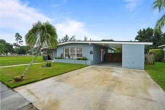 44 NW 19th St in Homestead, FL - Building Photo - Building Photo