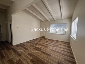 620 Drake Ave in Monterey, CA - Building Photo - Building Photo