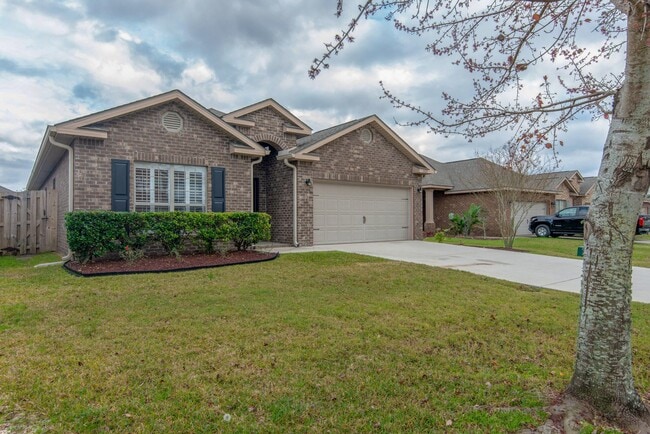 1828 Waterford Sound Blvd in Gulf Breeze, FL - Building Photo - Building Photo