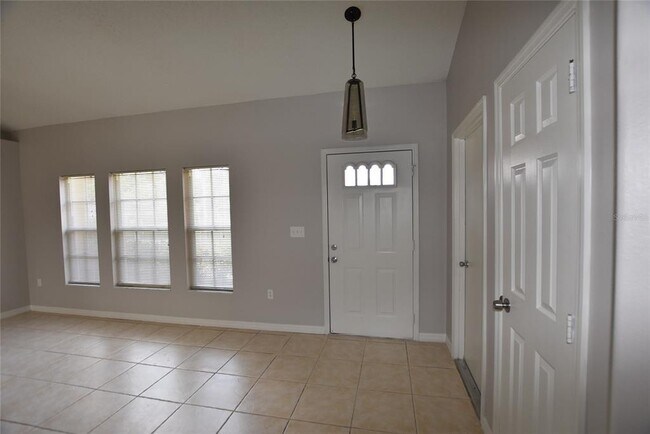 2971 Settlers Trail in St. Cloud, FL - Foto de edificio - Building Photo