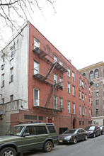 190 Eldridge St in New York, NY - Building Photo - Building Photo