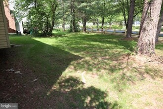 16 Grantchester Pl in Gaithersburg, MD - Building Photo - Building Photo