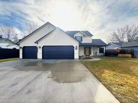 2541 E Clarene Ct in Meridian, ID - Building Photo