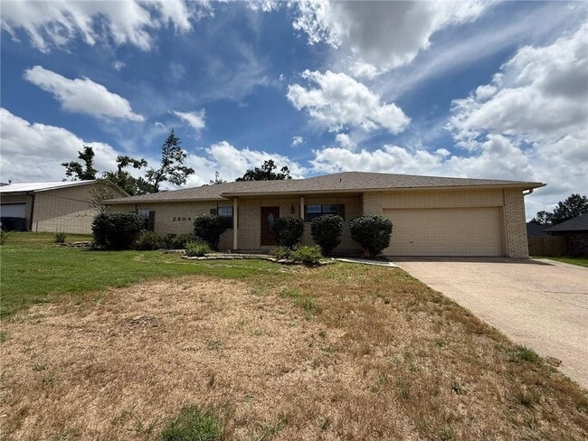 property at 2604 W Dogwood St