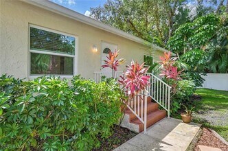 497 Donna St in Naples, FL - Building Photo - Building Photo