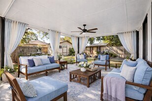 15815 Crystal Grove Dr in Houston, TX - Building Photo