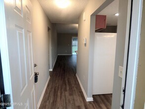 2742 Secret Harbor Dr in Orange Park, FL - Building Photo - Building Photo