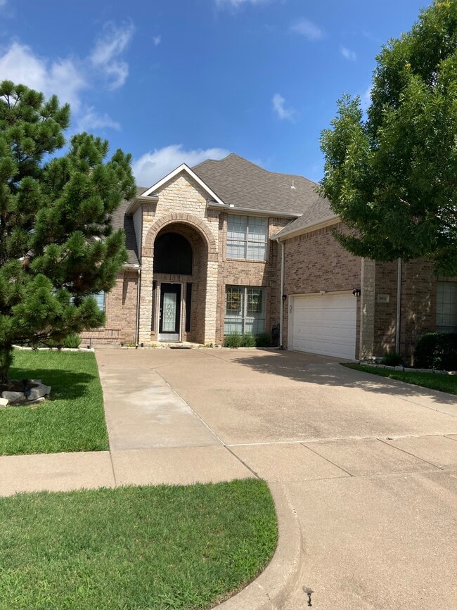 property at 6902 Winthorp Dr