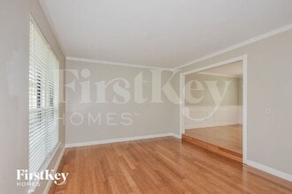 124 Royallsprings Pkwy in O'Fallon, MO - Building Photo - Building Photo