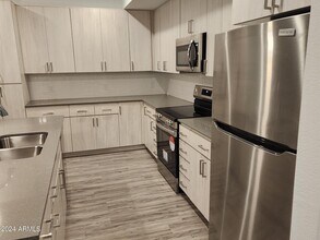 1760 S Crismon Rd-Unit -2V in Mesa, AZ - Building Photo - Building Photo