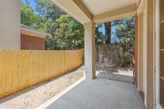 1836 Ashley Hall Way in Tallahassee, FL - Building Photo - Building Photo