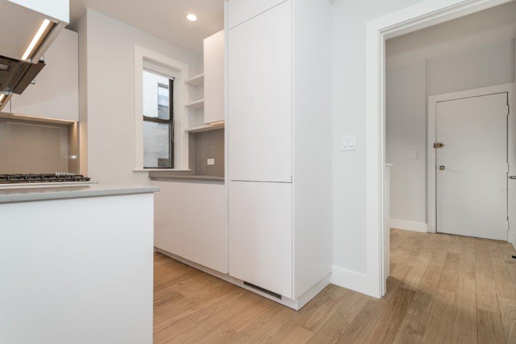 12 Elko St in Boston, MA - Building Photo