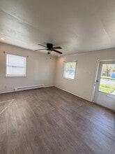 1437 Oakcrest Dr in Hampton, VA - Building Photo - Building Photo