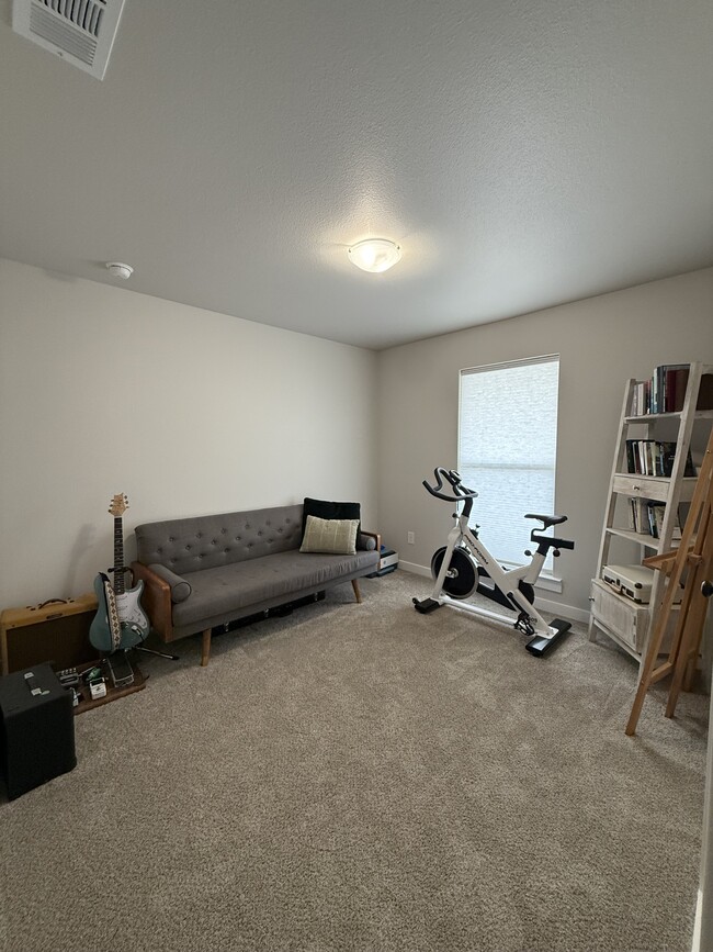 14507 Quanah Ave in Lubbock, TX - Building Photo - Building Photo
