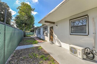 1710 NW 9th St in Fort Lauderdale, FL - Building Photo - Building Photo