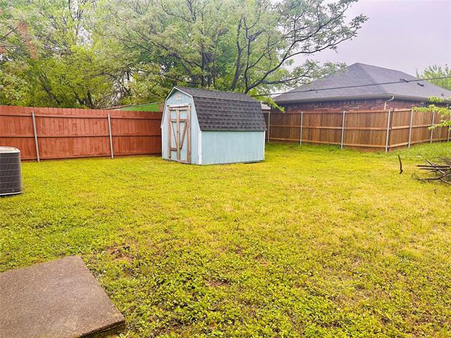 property at 1949 Kraft St